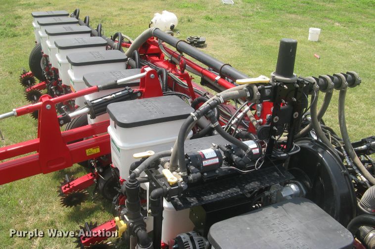 image for item DG5275 2019 White 9776 VE  no-till planter