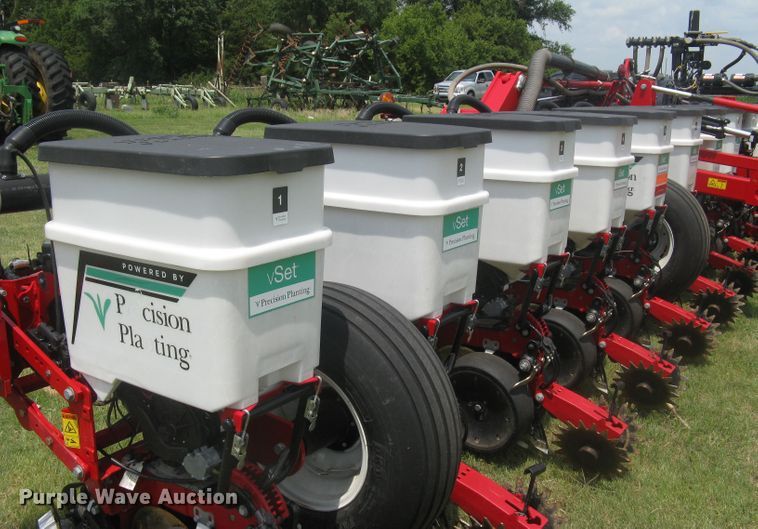 image for item DG5275 2019 White 9776 VE  no-till planter