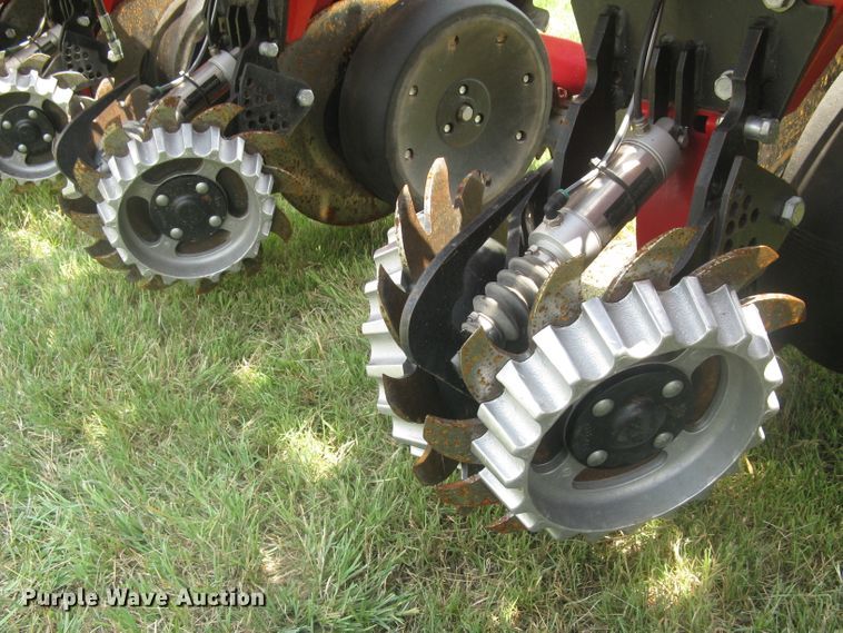 image for item DG5275 2019 White 9776 VE  no-till planter