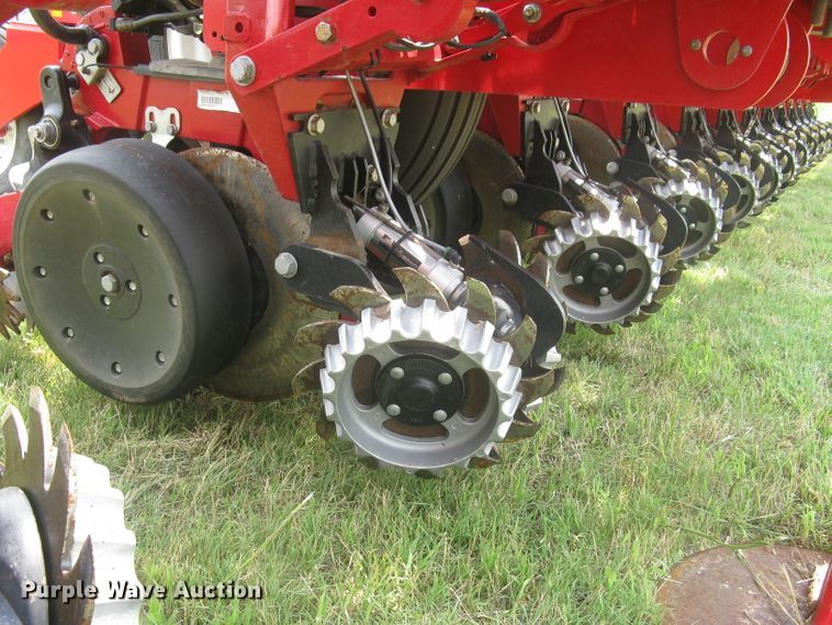 image for item DG5275 2019 White 9776 VE  no-till planter
