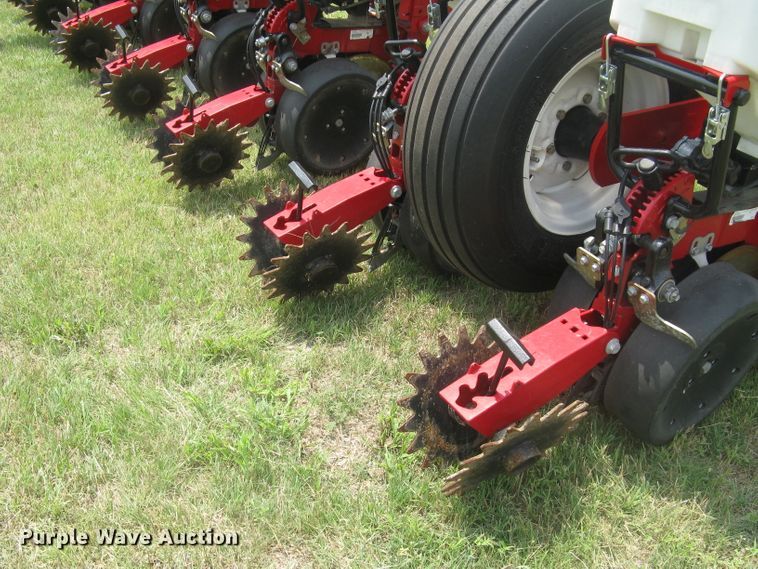 image for item DG5275 2019 White 9776 VE  no-till planter