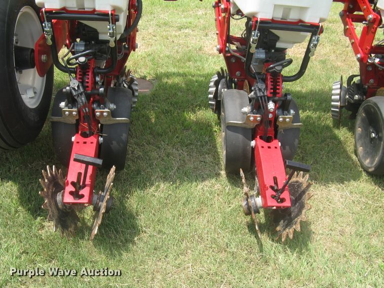 image for item DG5275 2019 White 9776 VE  no-till planter