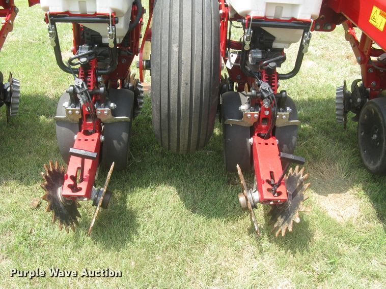 image for item DG5275 2019 White 9776 VE  no-till planter