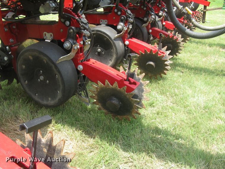 image for item DG5275 2019 White 9776 VE  no-till planter