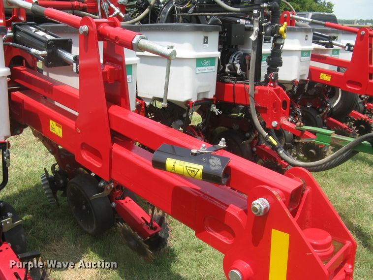 image for item DG5275 2019 White 9776 VE  no-till planter