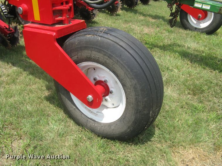 image for item DG5275 2019 White 9776 VE  no-till planter