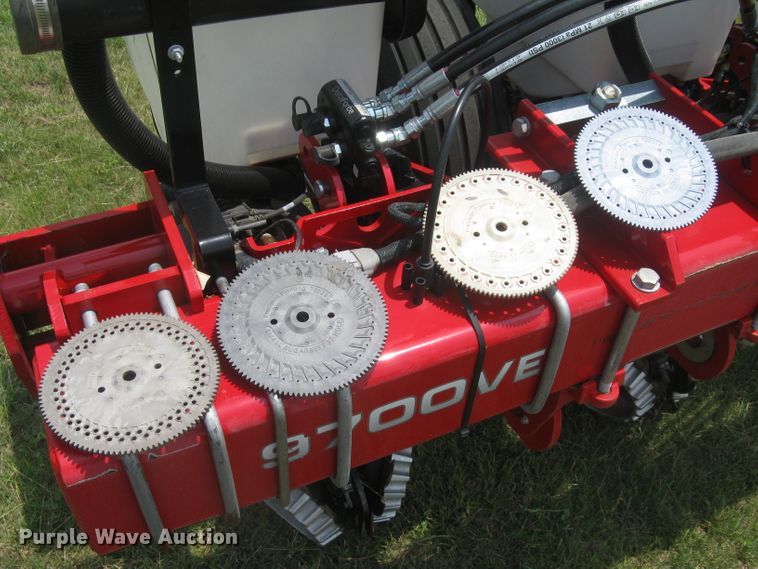 image for item DG5275 2019 White 9776 VE  no-till planter