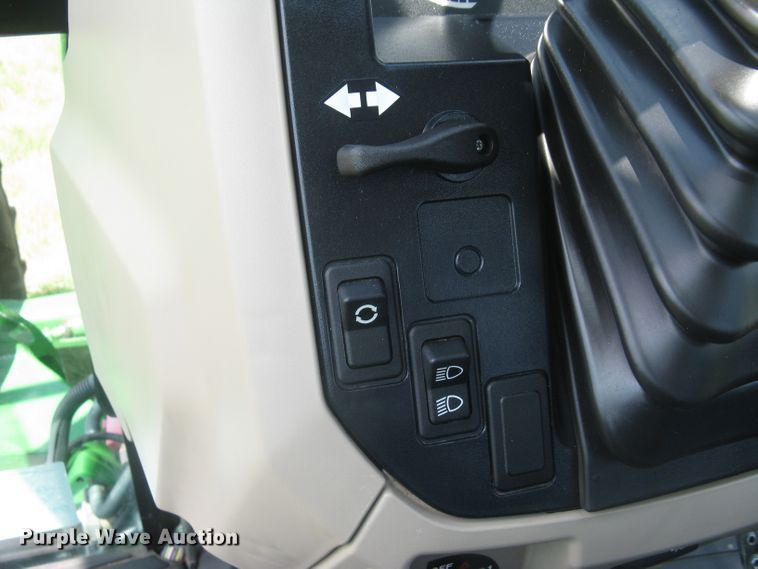 image for item DG5280 2017 John Deere 6120E  MFWD tractor