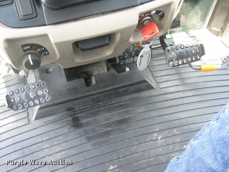 image for item DG5280 2017 John Deere 6120E  MFWD tractor