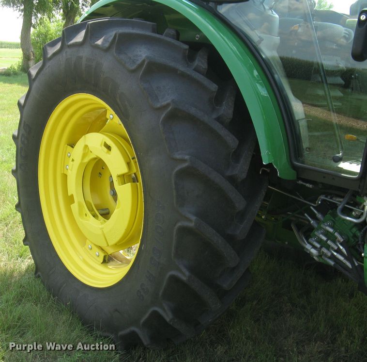 image for item DG5280 2017 John Deere 6120E  MFWD tractor