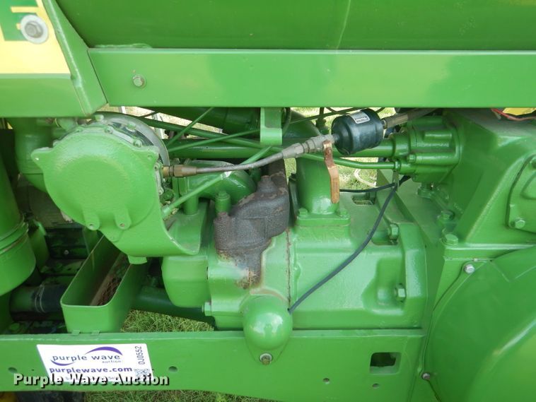 image for item DJ0552 1956 John Deere 620  tractor