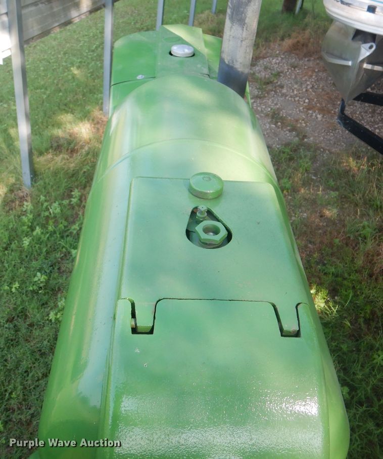 image for item DJ0552 1956 John Deere 620  tractor