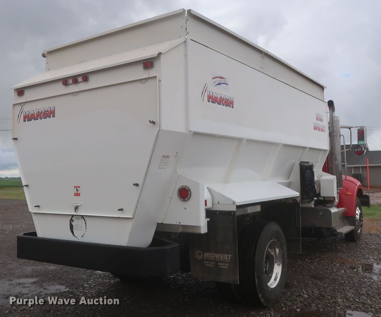 image for item DJ1931 2017 Peterbilt 337  feed mixer truck