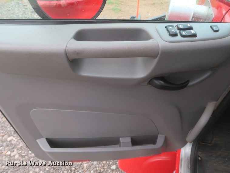 image for item DJ1931 2017 Peterbilt 337  feed mixer truck