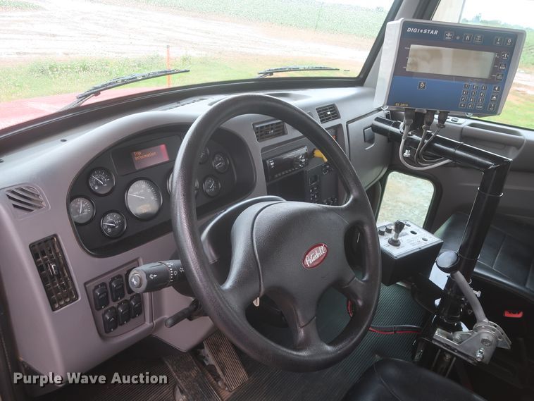 image for item DJ1931 2017 Peterbilt 337  feed mixer truck