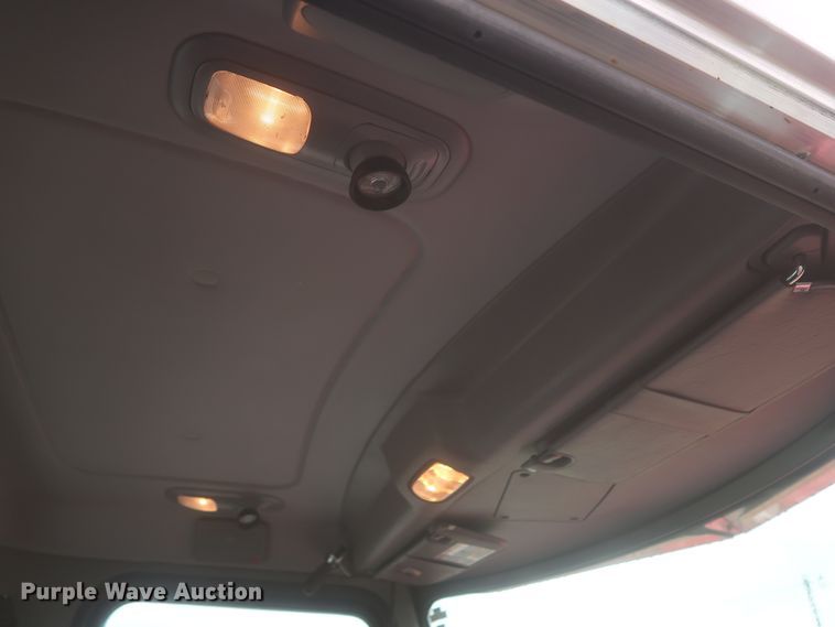 image for item DJ1931 2017 Peterbilt 337  feed mixer truck