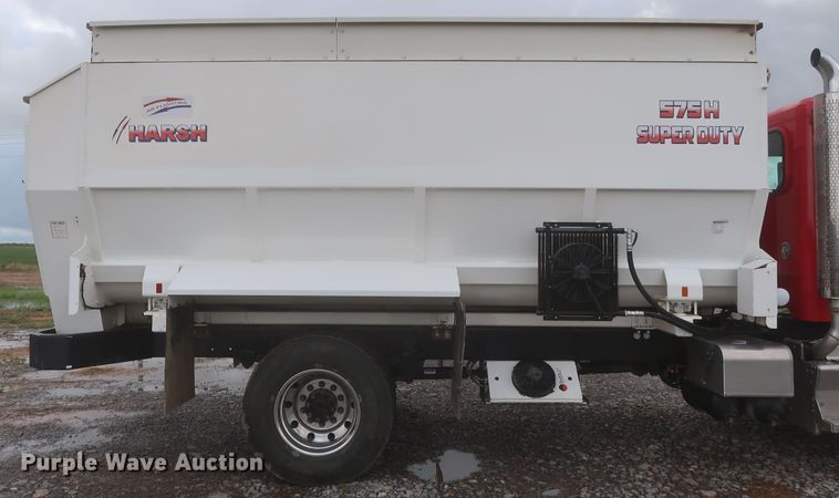 image for item DJ1931 2017 Peterbilt 337  feed mixer truck