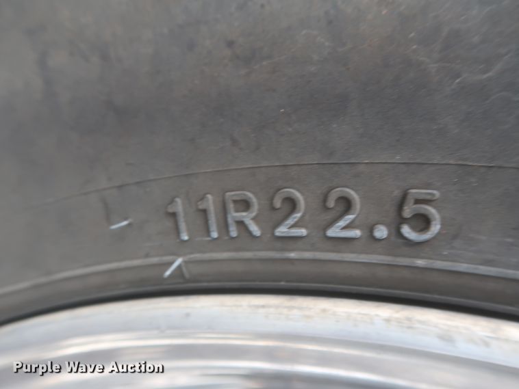 image for item DJ1931 2017 Peterbilt 337  feed mixer truck