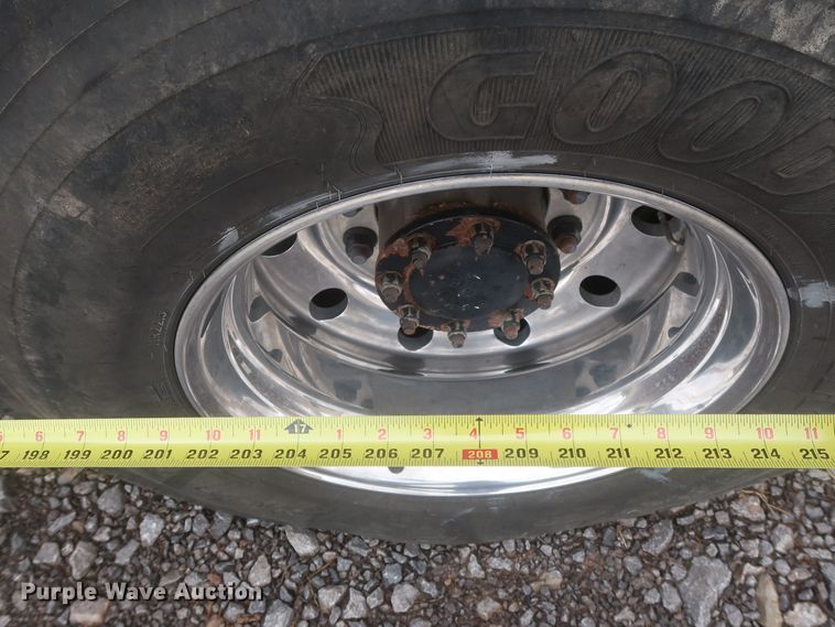 image for item DJ1931 2017 Peterbilt 337  feed mixer truck