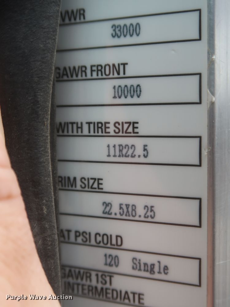 image for item DJ1931 2017 Peterbilt 337  feed mixer truck