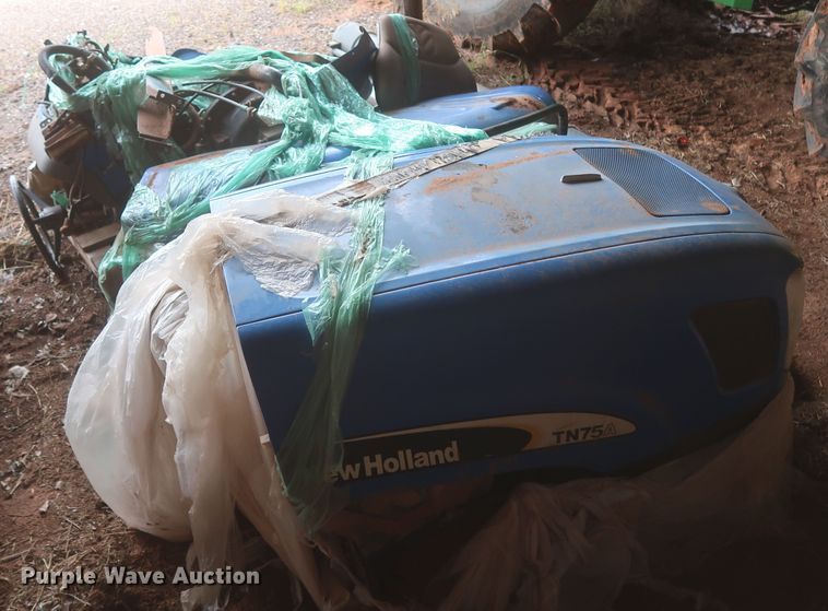 image for item DJ1937 New Holland TN75A  MFWD tractor