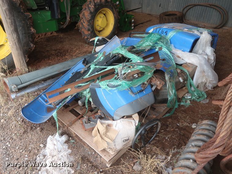 image for item DJ1937 New Holland TN75A  MFWD tractor