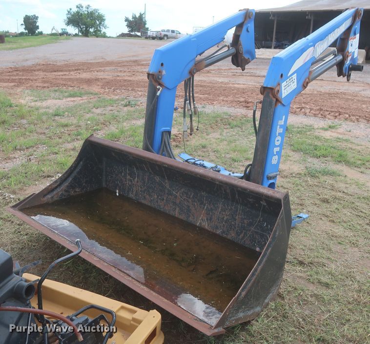 image for item DJ1937 New Holland TN75A  MFWD tractor