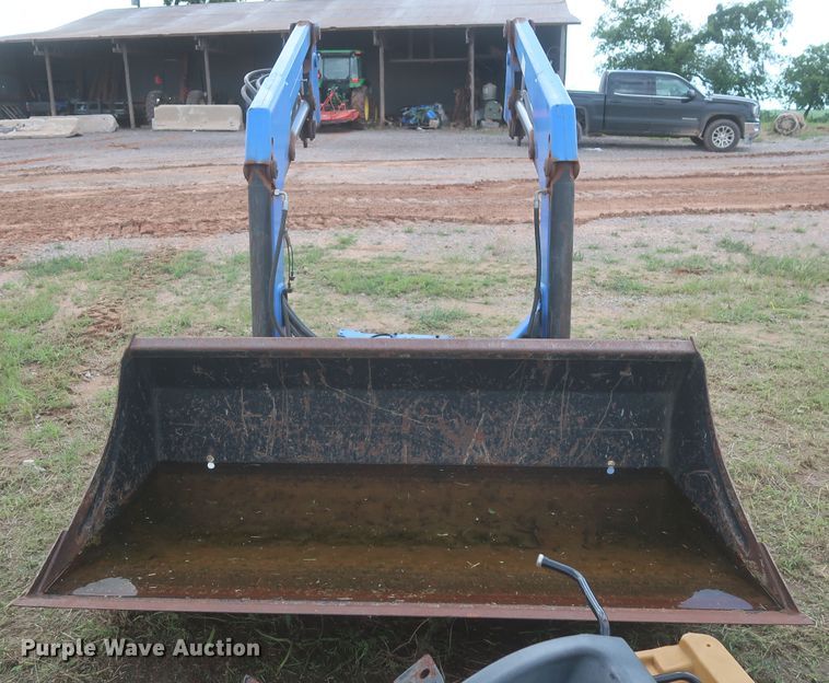 image for item DJ1937 New Holland TN75A  MFWD tractor