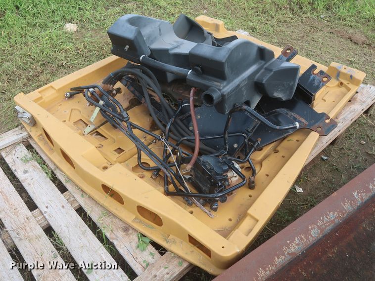 image for item DJ1937 New Holland TN75A  MFWD tractor