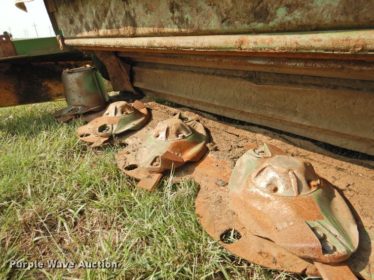 image for item DK2380 2015 Krone Big M 420  windrower