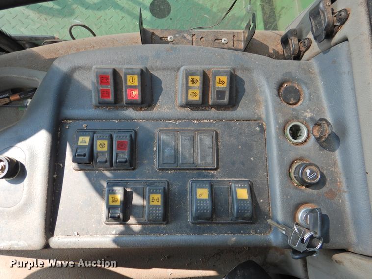 image for item DK2380 2015 Krone Big M 420  windrower