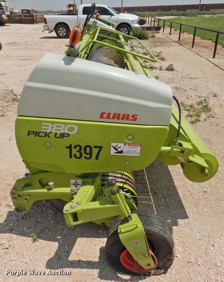 image for item DK2382 2017 Claas 380  pickup head