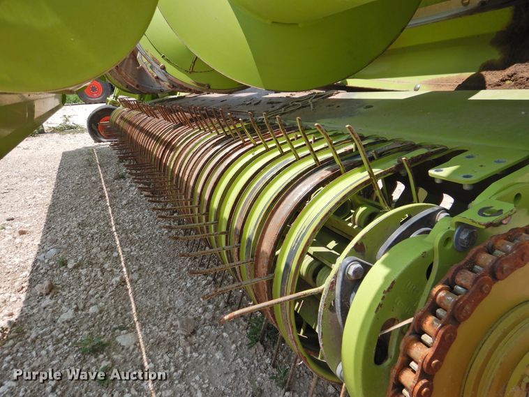 image for item DK2382 2017 Claas 380  pickup head