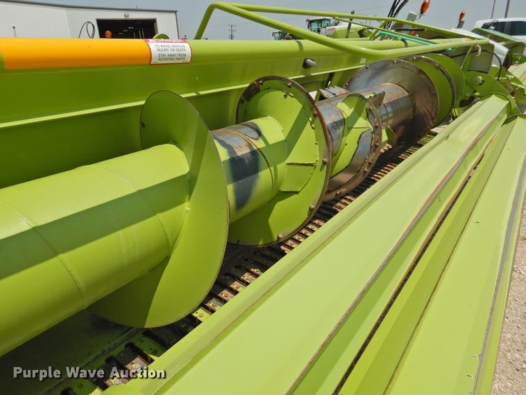 image for item DK2382 2017 Claas 380  pickup head