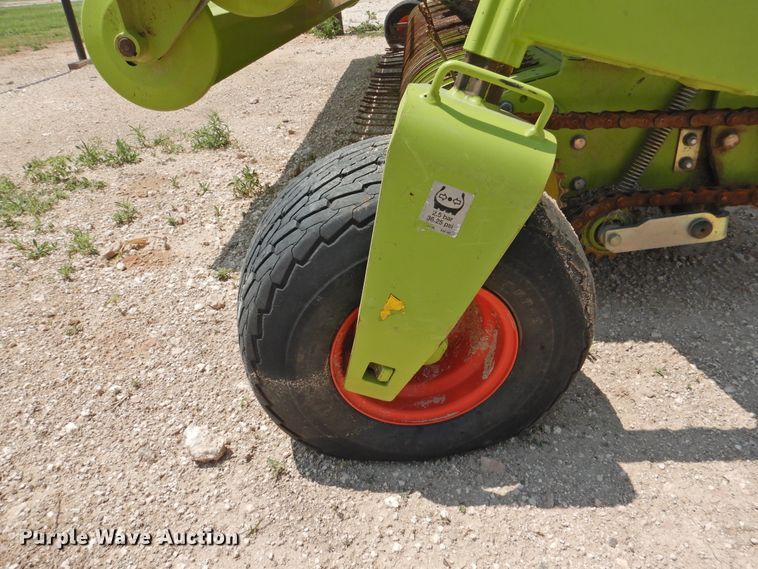 image for item DK2382 2017 Claas 380  pickup head