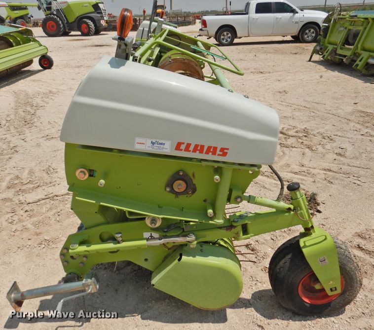 image for item DK2384 2014 Claas 380  pickup head