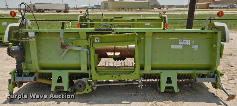 image for item DK2384 2014 Claas 380  pickup head