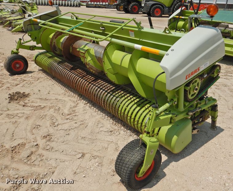 image for item DK2384 2014 Claas 380  pickup head