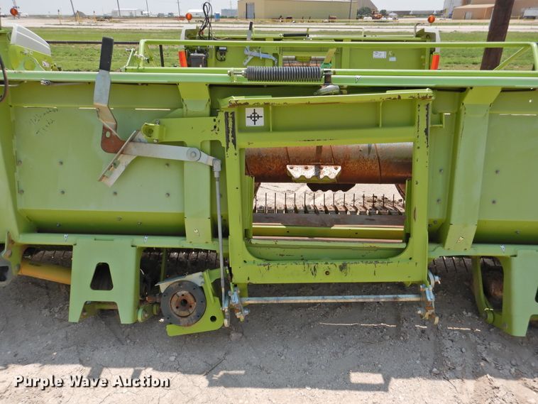 image for item DK2384 2014 Claas 380  pickup head