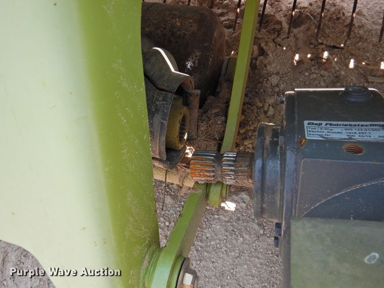 image for item DK2384 2014 Claas 380  pickup head