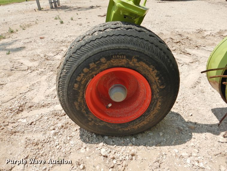 image for item DK2384 2014 Claas 380  pickup head