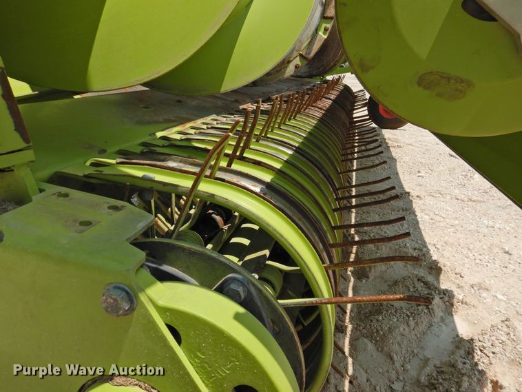 image for item DK2385 2015 Claas 380  pickup head