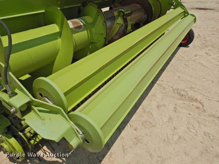 image for item DK2386 2015 Claas 380  pickup head