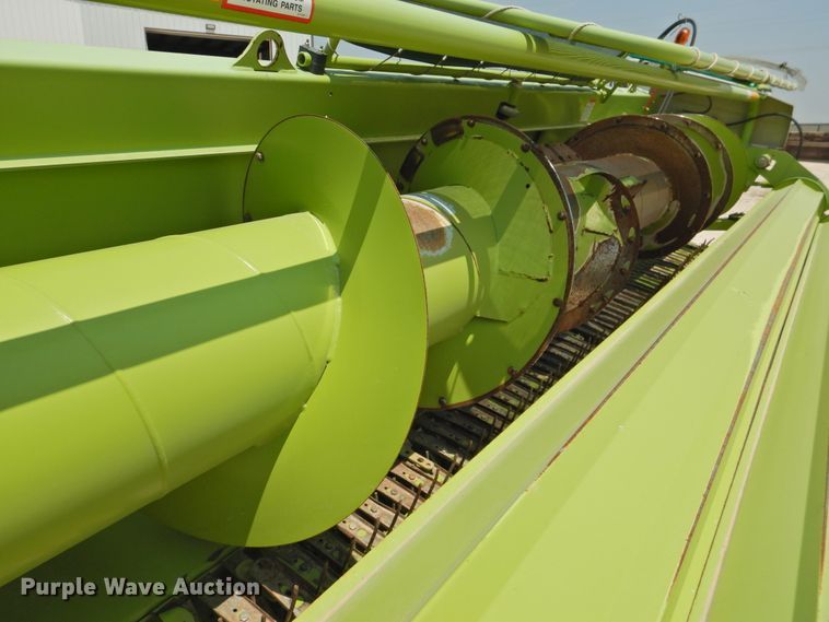 image for item DK2386 2015 Claas 380  pickup head