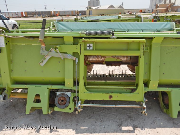 image for item DK2386 2015 Claas 380  pickup head