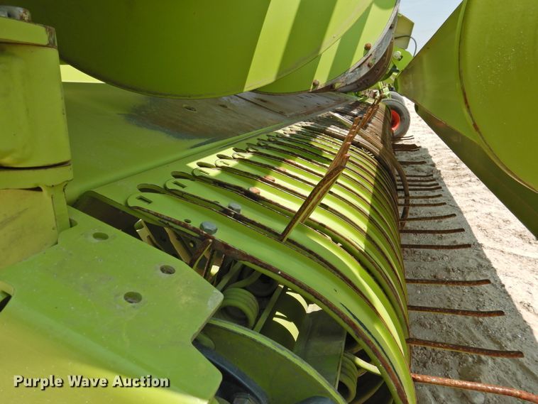 image for item DK2387 2017 Claas 380  pickup head