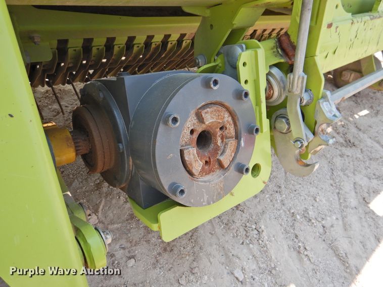 image for item DK2387 2017 Claas 380  pickup head