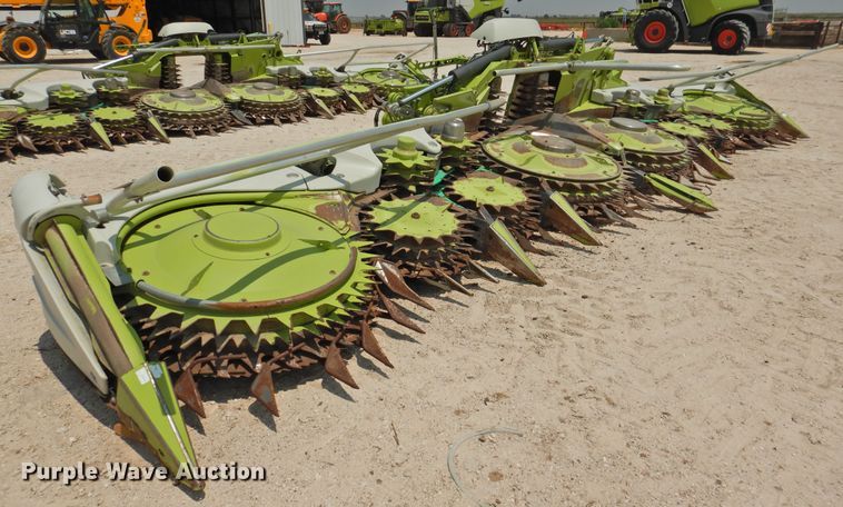 image for item DK2388 Claas Orbis 900  rotary forage head