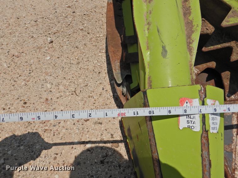 image for item DK2389 2016 Claas Orbis 900  rotary forage head