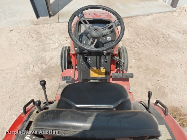 image for item DK2392 Case IH 1120  tractor